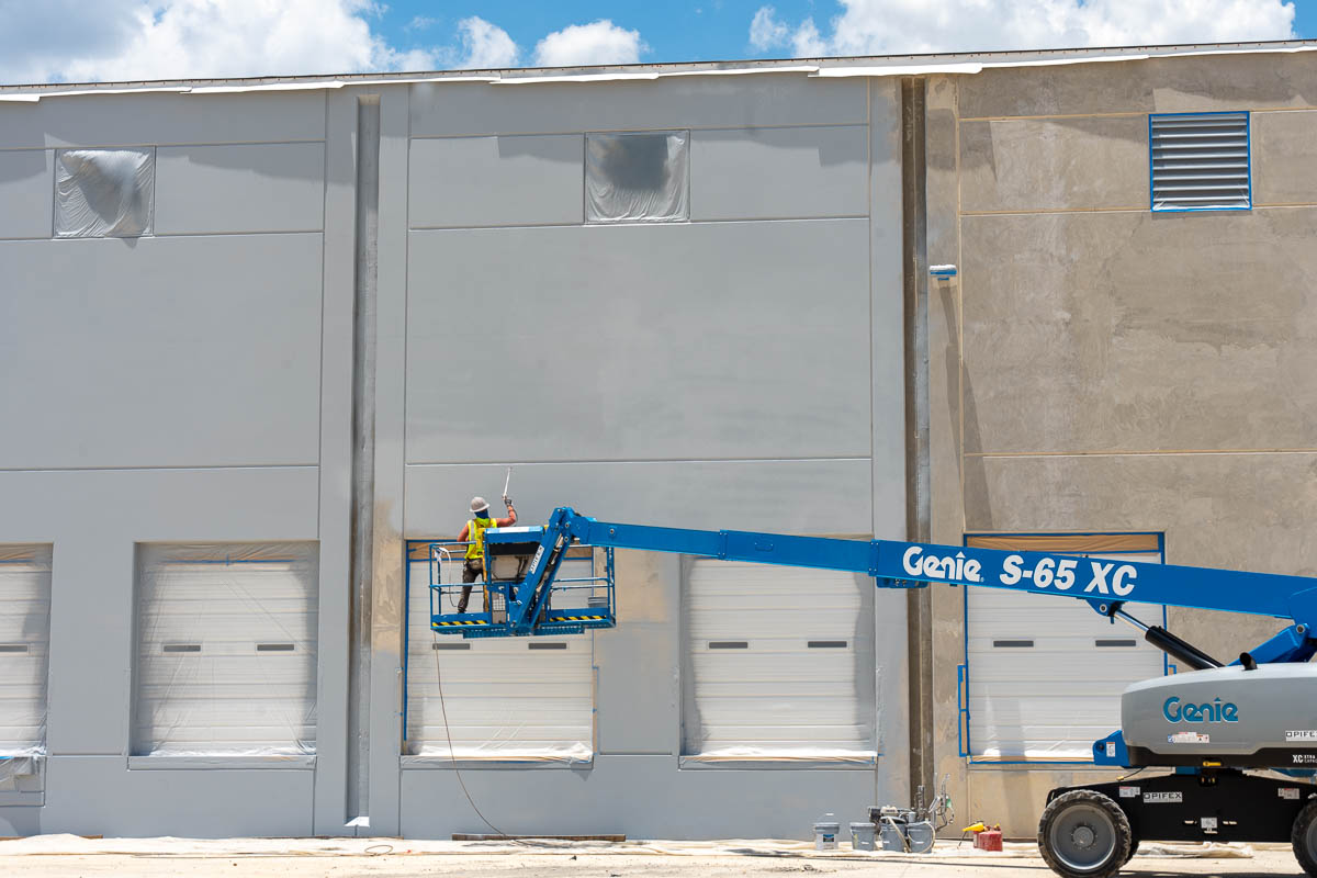 Painting a Logistics Facility in 2023 – Scope & Best Practices